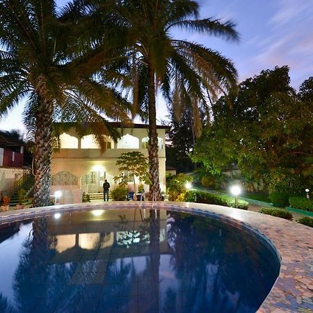 One World Village Guesthouse Bakau المظهر الخارجي الصورة