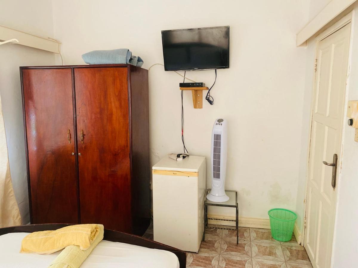 One World Village Guesthouse Bakau المظهر الخارجي الصورة