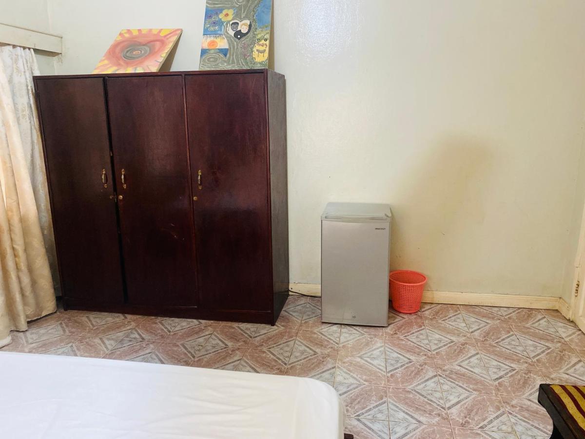 One World Village Guesthouse Bakau المظهر الخارجي الصورة