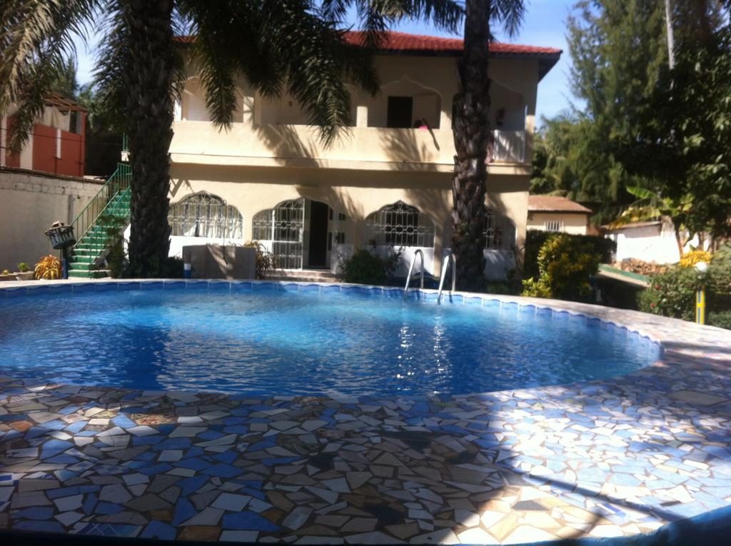 One World Village Guesthouse Bakau المظهر الخارجي الصورة